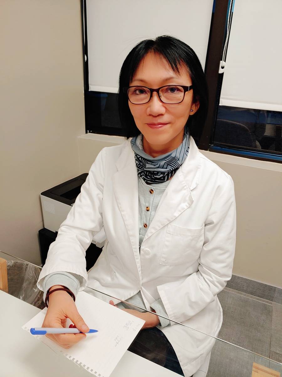 Dr. Jennifer Chou